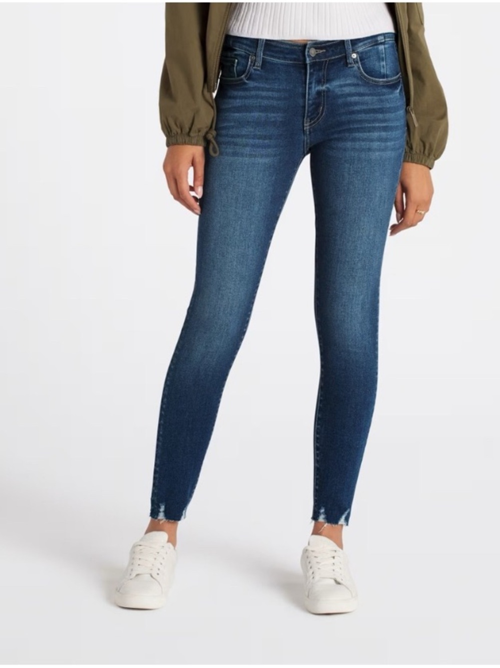 KanCan Los Angeles Women’s Skinny Jeans Medium Wash Raw Hem Size 12 NWT